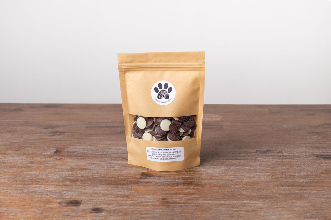 Mixed Bag of Carob and Yoghurt buttons – The Doggie Bakery